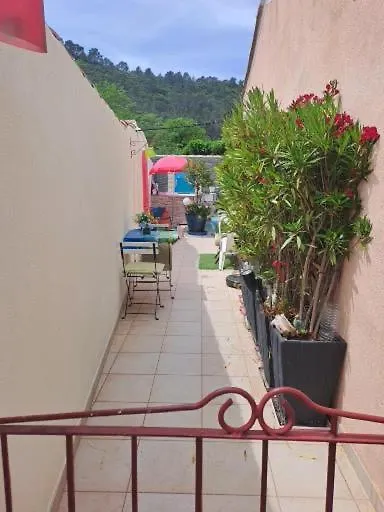 Homestay Ici Et Maintenant Sollies-Toucas